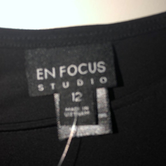 One piece pant suite - Picture 5 of 7